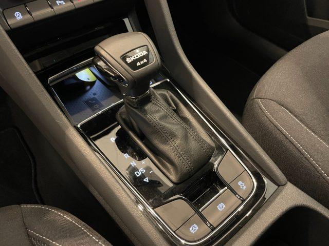 SKODA Karoq 2.0 TDI 4x4 DSG Ambition LED ACC Camera Navi