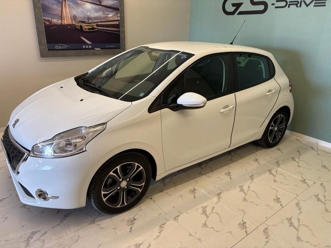 Peugeot 208 1.2 VTi 82 CV 5 porte Allure