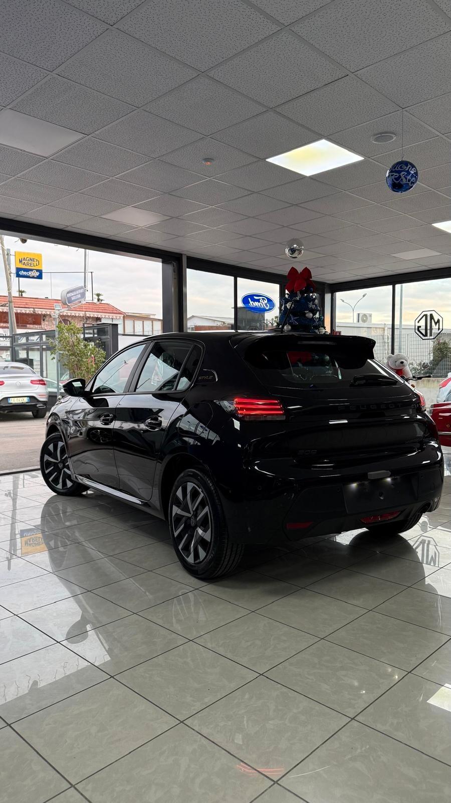 Peugeot 208 Hybrid 110 e-DCS6 Style