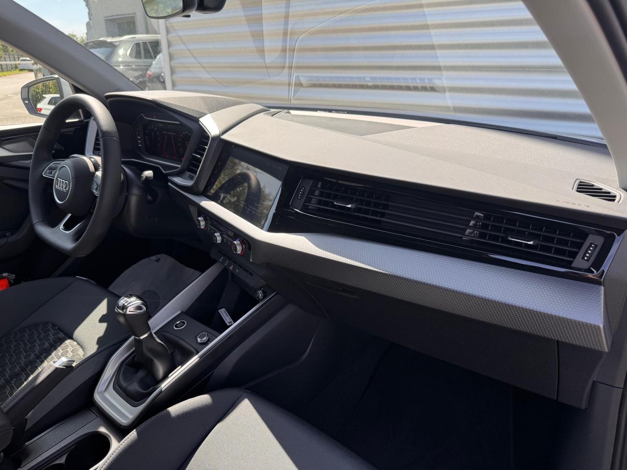 AUDI A1 SPORTBACK 30 TFSI S-LINE EDITION