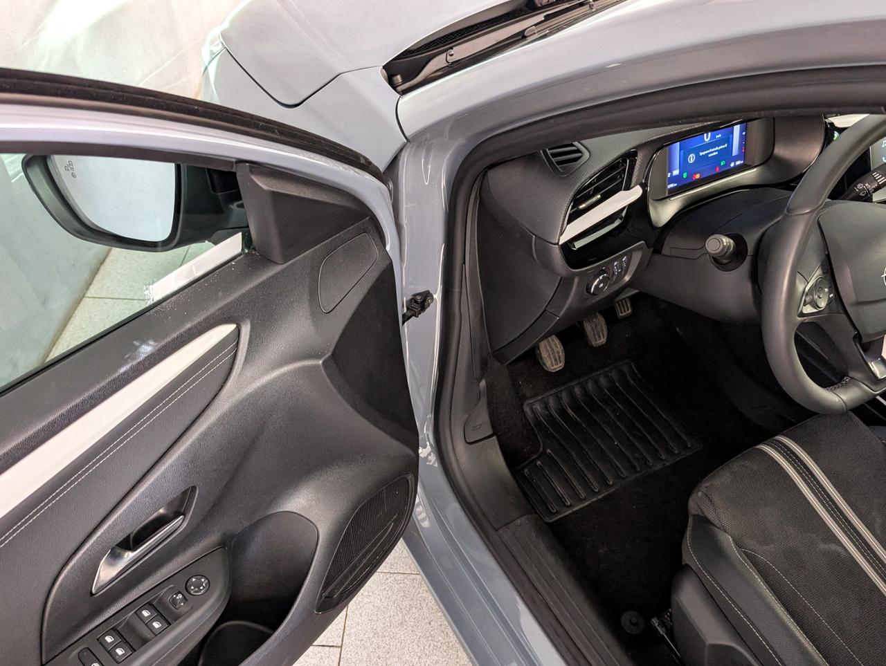 Opel corsa vi 1.2 100cv GS