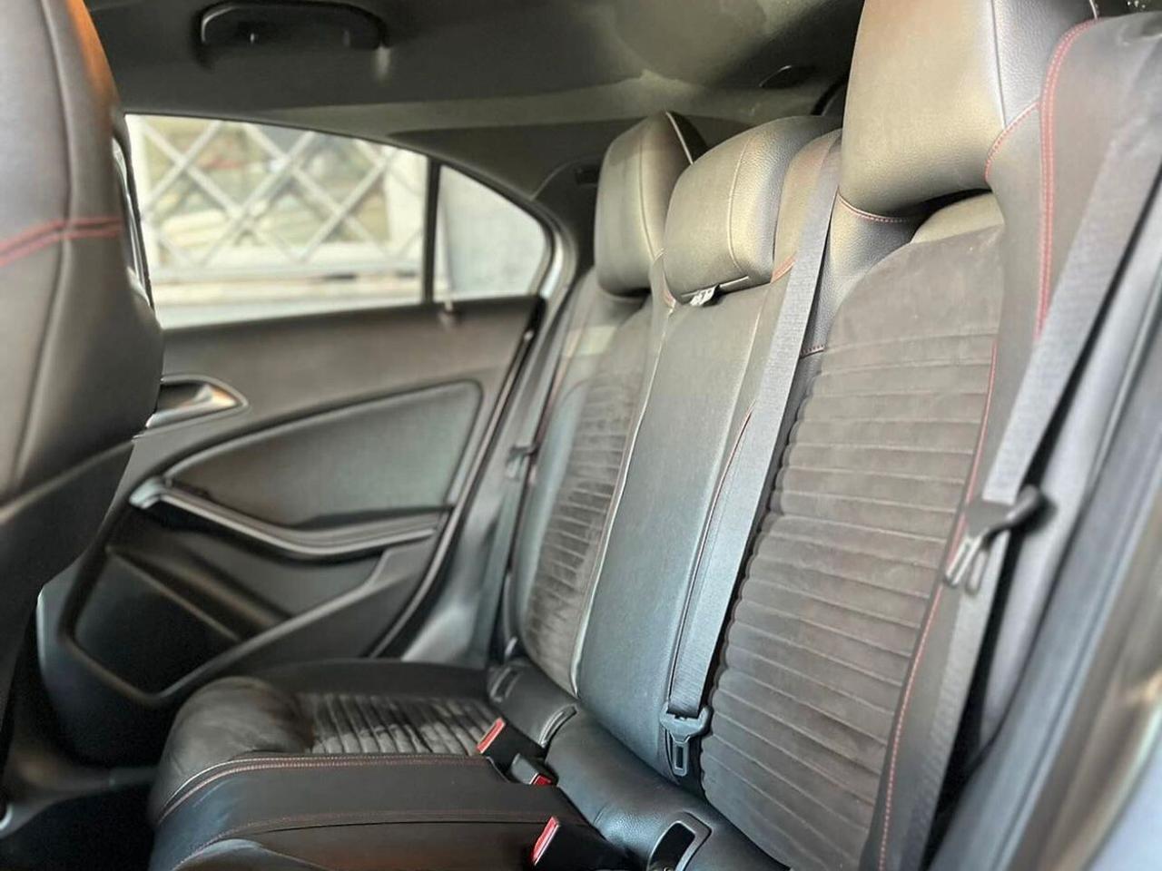 Mercedes-benz A 180 d Premium