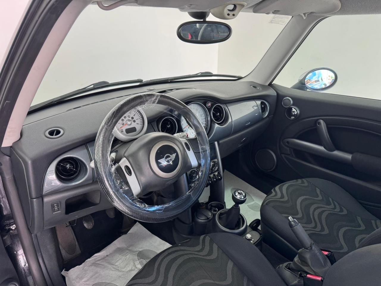 Mini ONe 1.6 16V DeLuxe-2004