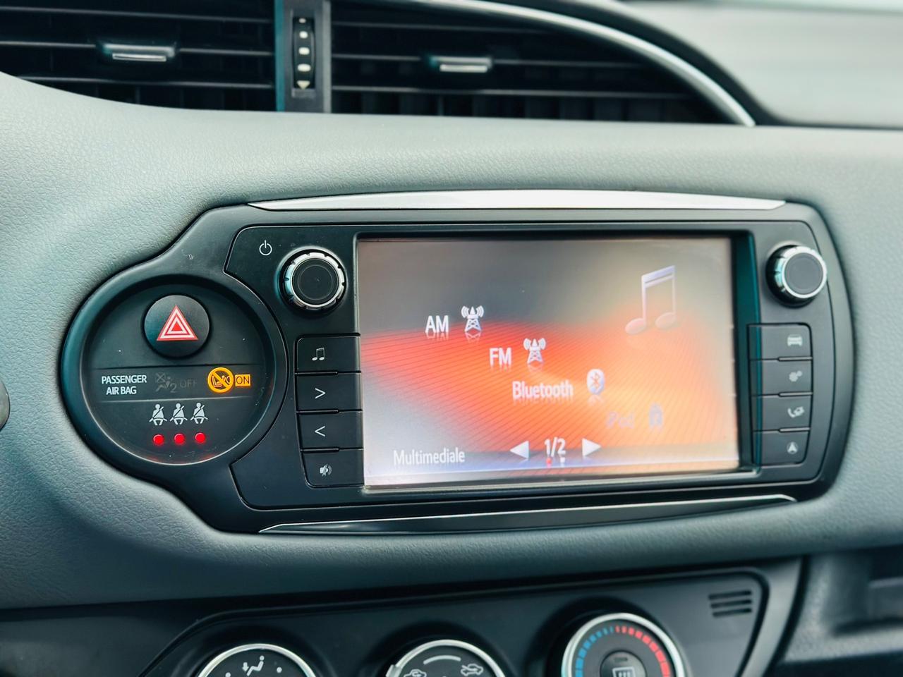 Toyota Yaris 1.0 BENZINA 69CV ok neopatentati