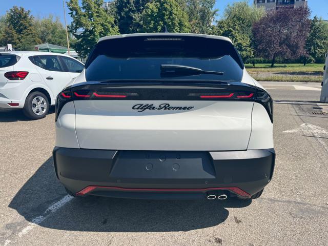 ALFA ROMEO Junior 1.2 136 CV Hybrid eDCT6 Speciale Km 0