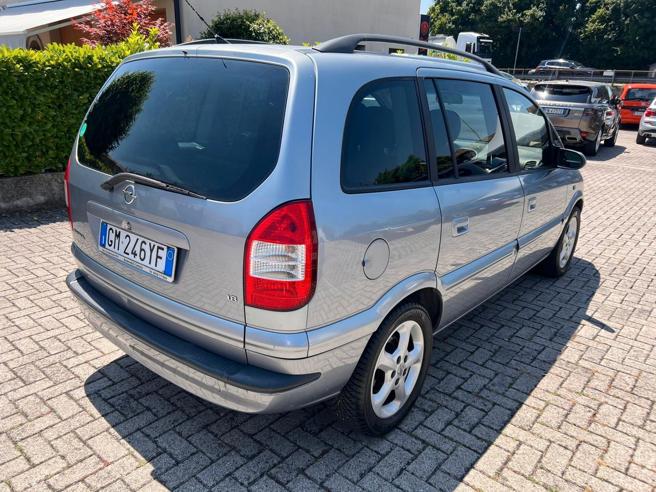 Opel Zafira 7 POSTI