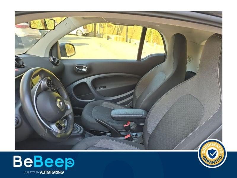 smart fortwo EQ PASSION 4,6KW