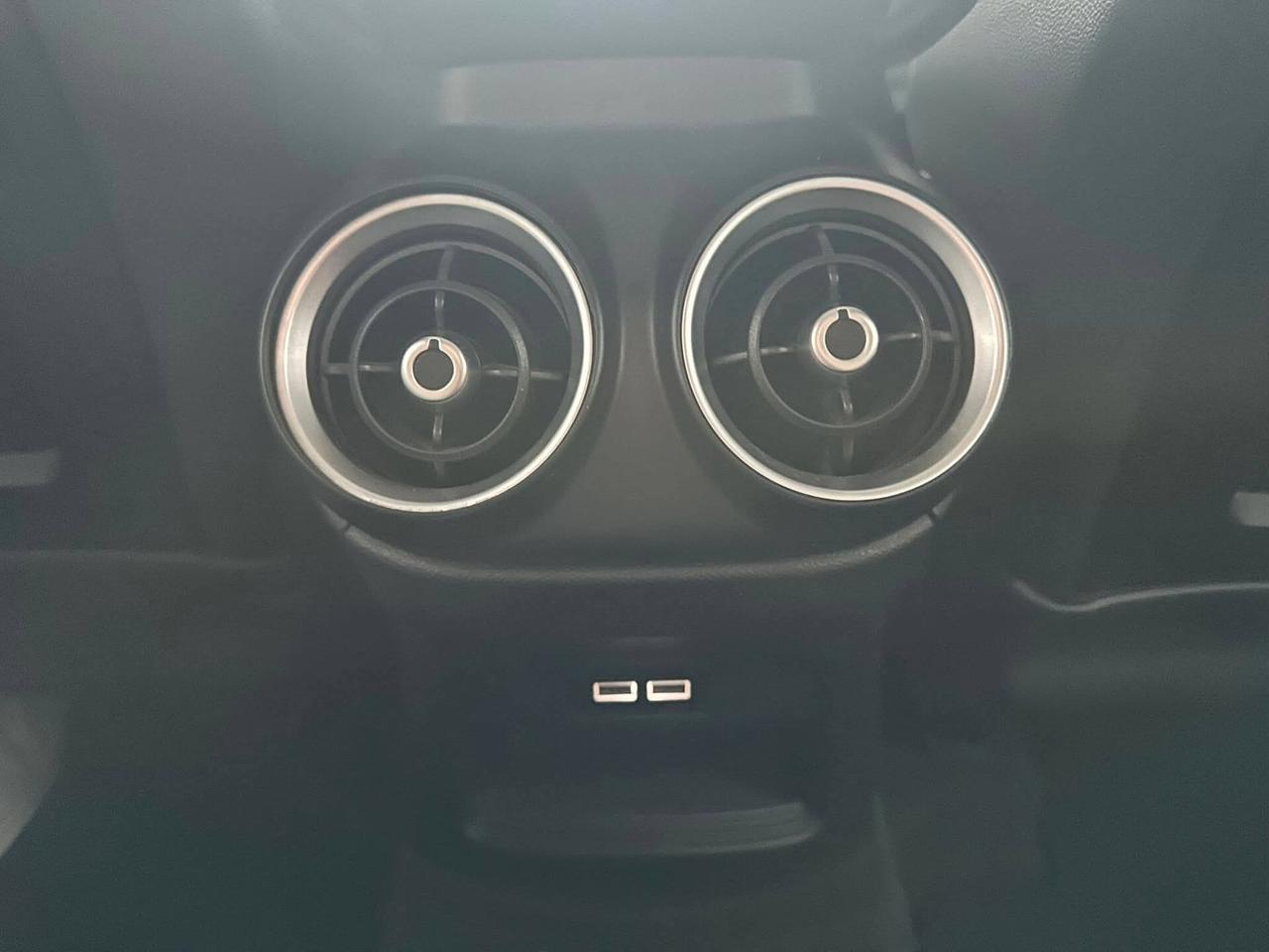 Alfa Romeo Stelvio 2.2 Turbodiesel 180 CV AT8 RWD Super