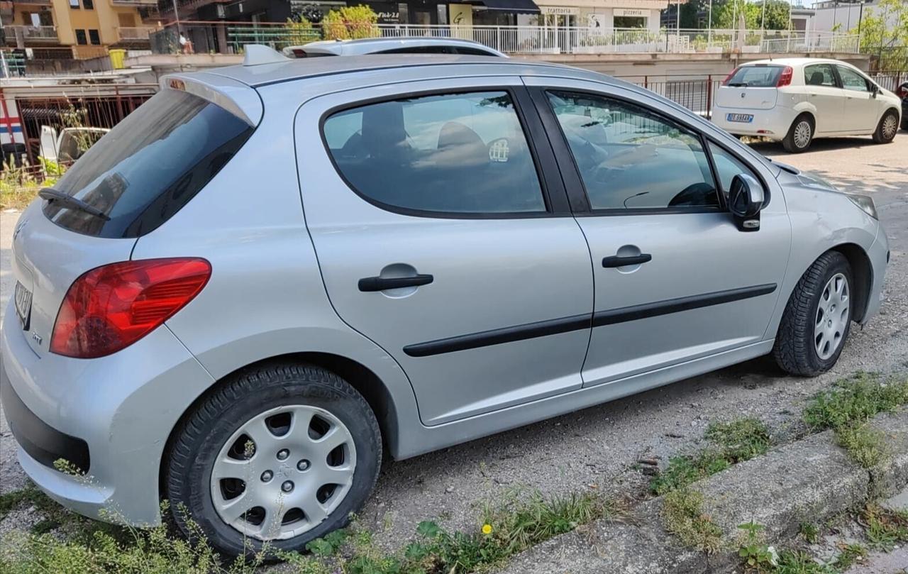 Peugeot 207 1.4 8V 75CV 5p. Energie Sport ECO GPL
