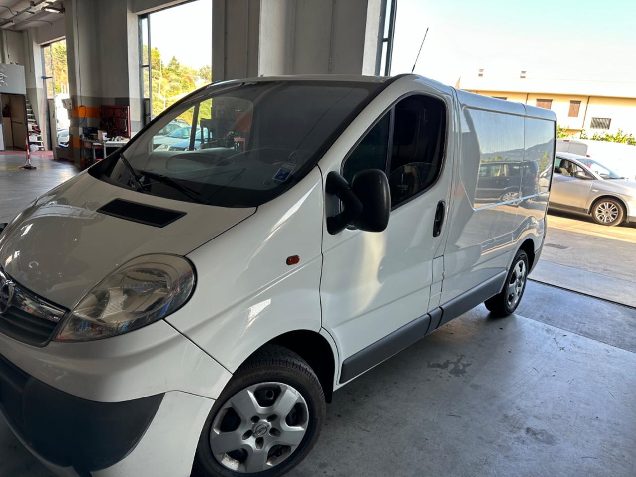 Opel Vivaro 27 2.0 CDTI PC-TN Furgone