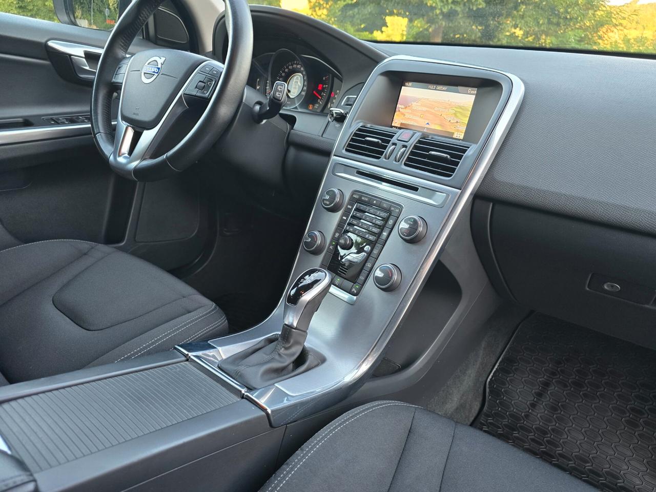 Volvo XC 60 XC60 D5 AWD Kinetic