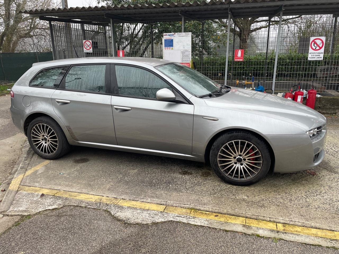 Alfa Romeo 159 1.9 JTDm 150CV Sportwagon Progression