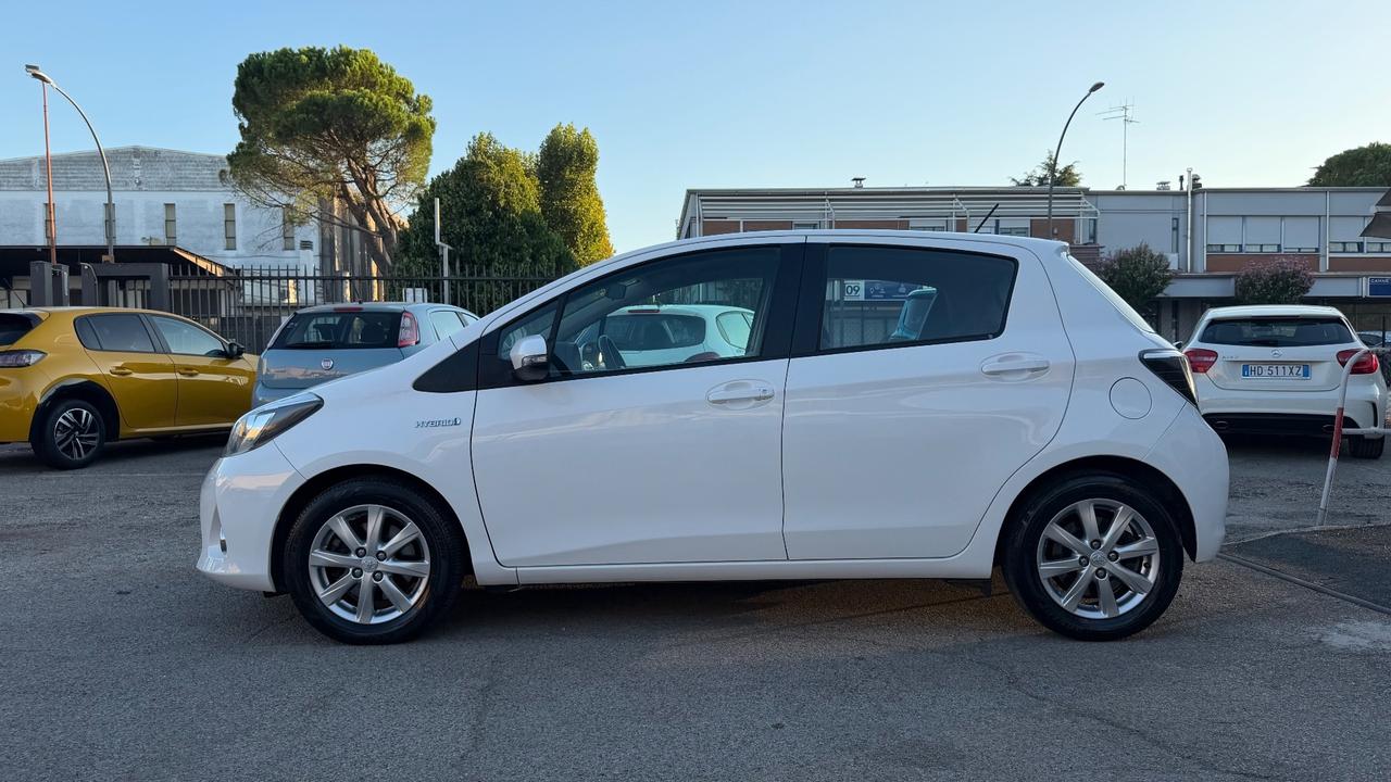 Toyota Yaris 1.5 Hybrid AUTOMATICA!