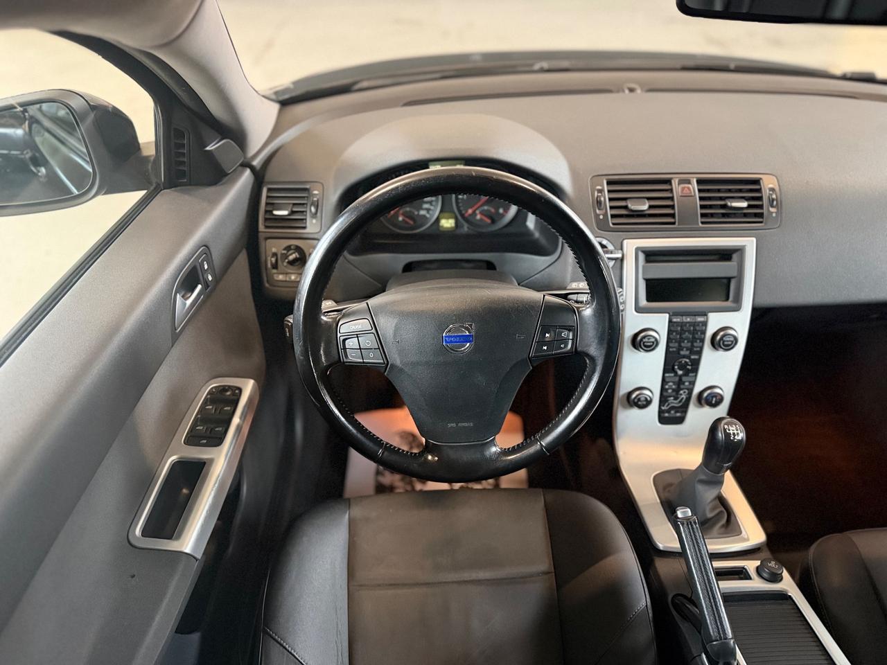 Volvo V50 2.0 D cat Kinetic NEOPATENTATI