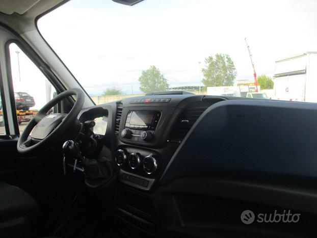 Iveco Daily 35C16 2.3 160CV E6 CENTINA 4.40 M *MOT