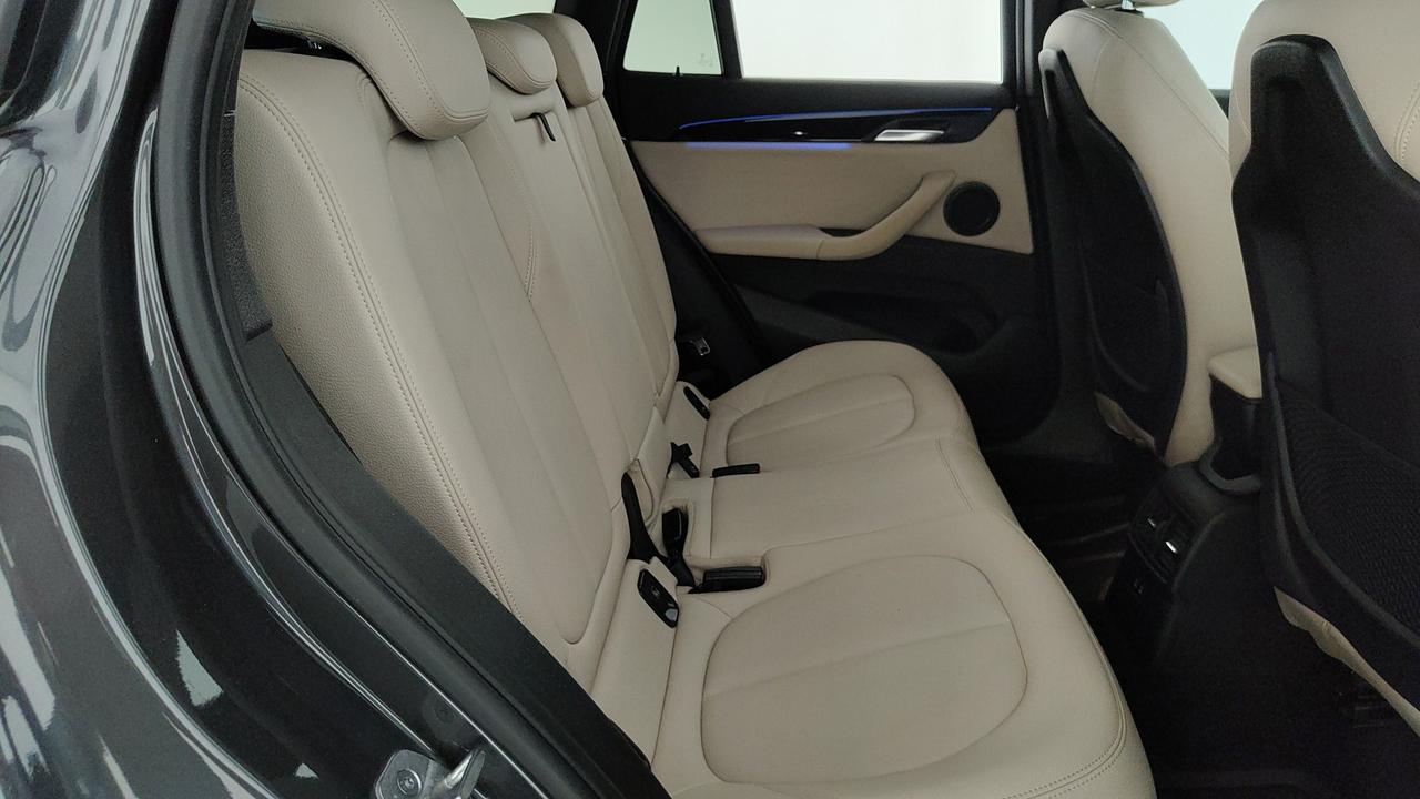 BMW X1 F48 2019 - X1 sdrive18d xLine Plus auto