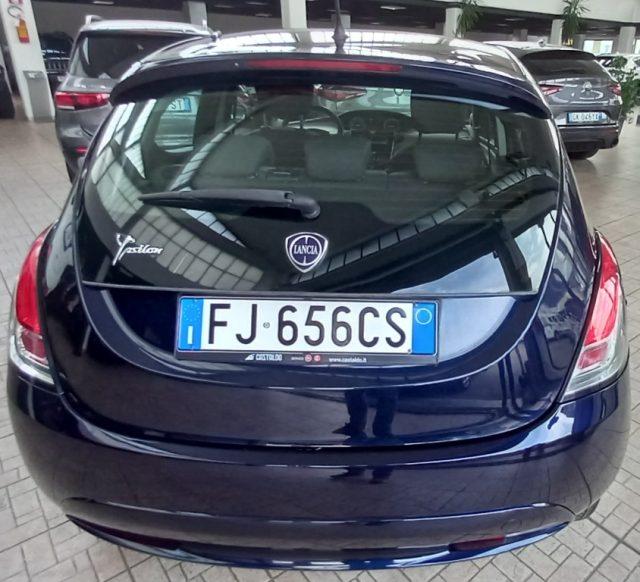 LANCIA Ypsilon 1.2 69 CV 5 porte GPL Ecochic Silver