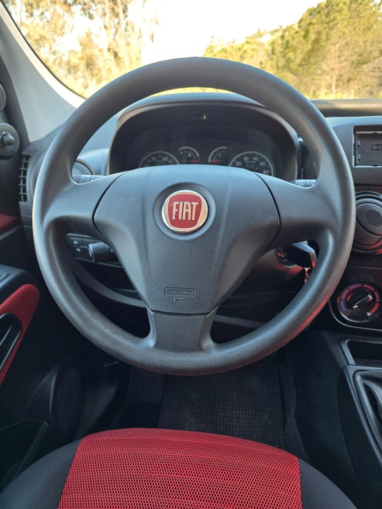 Fiat Qubo 1.3 MJT 95 CV Trekking