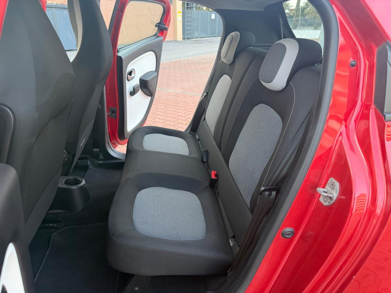 Renault Twingo 1.0 SCe Zen