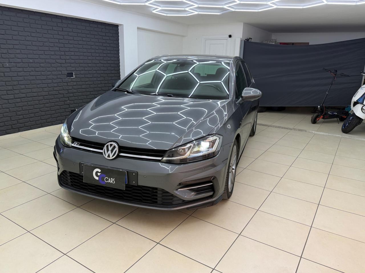 Volkswagen Golf 7.5 2.0 TDI DSG R-Line IPERFULL