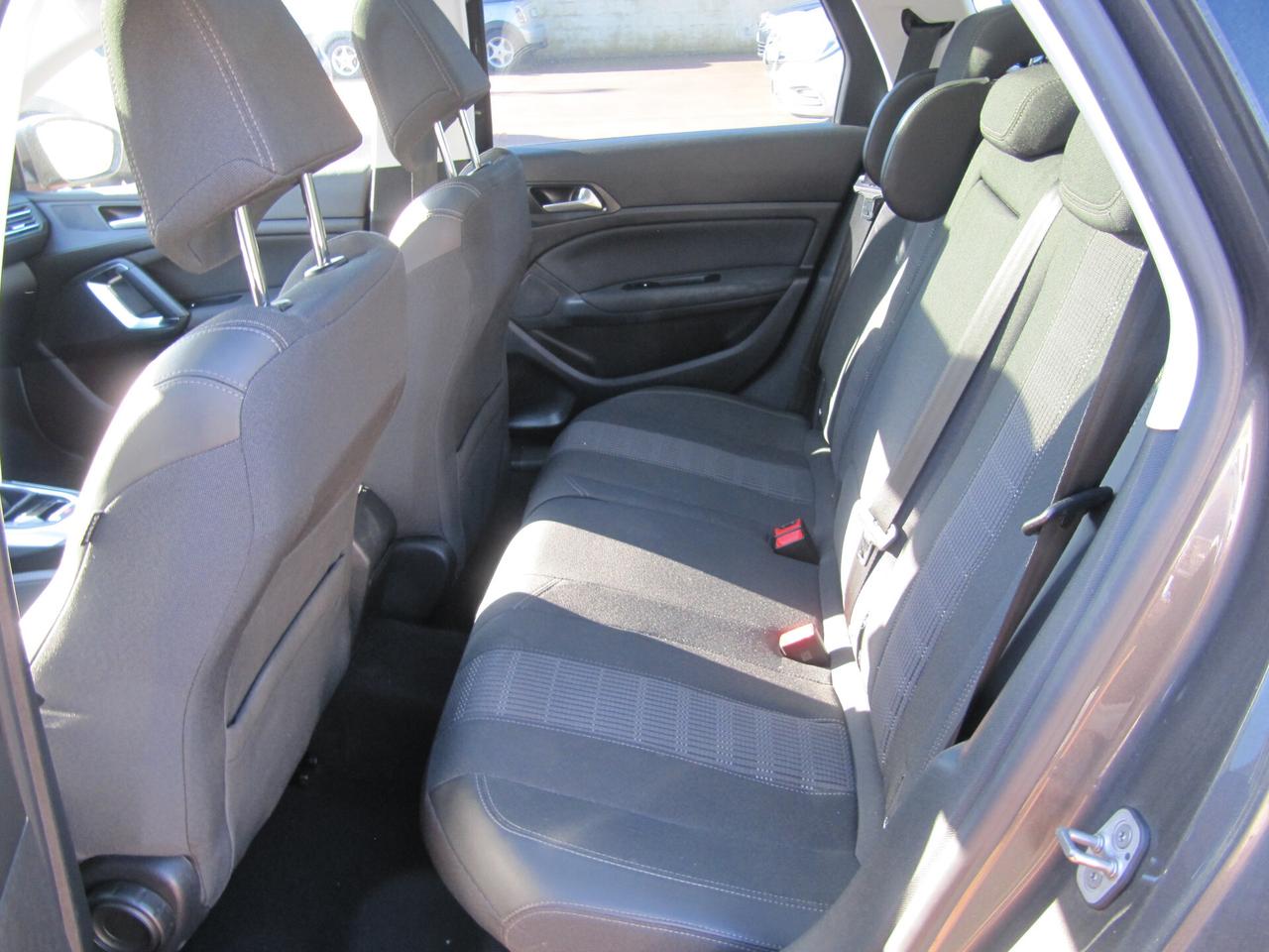 Peugeot 308 BlueHDi 130 S&S SW Allure - TETTO PANORAMICO