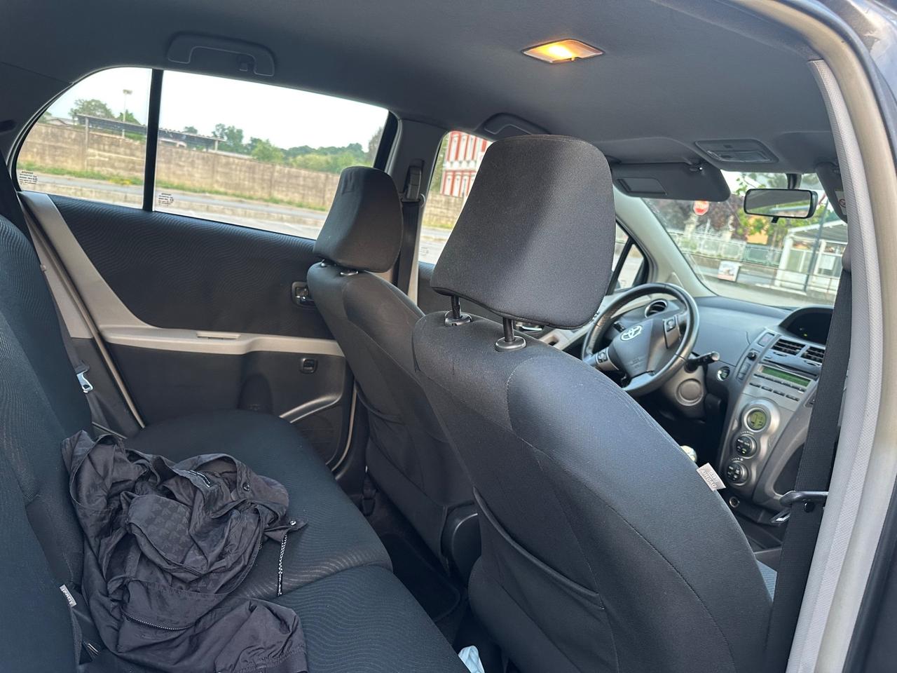 Toyota Yaris 1.4 D-4D 5 porte Sol