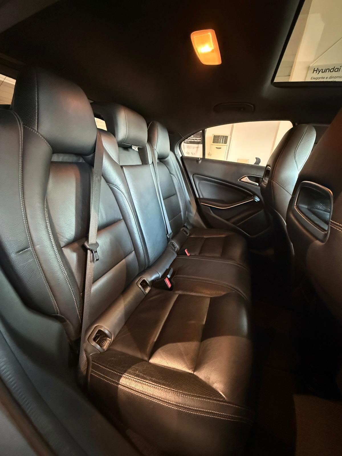 Mercedes-benz A 220 d Automatic 4Matic Sport