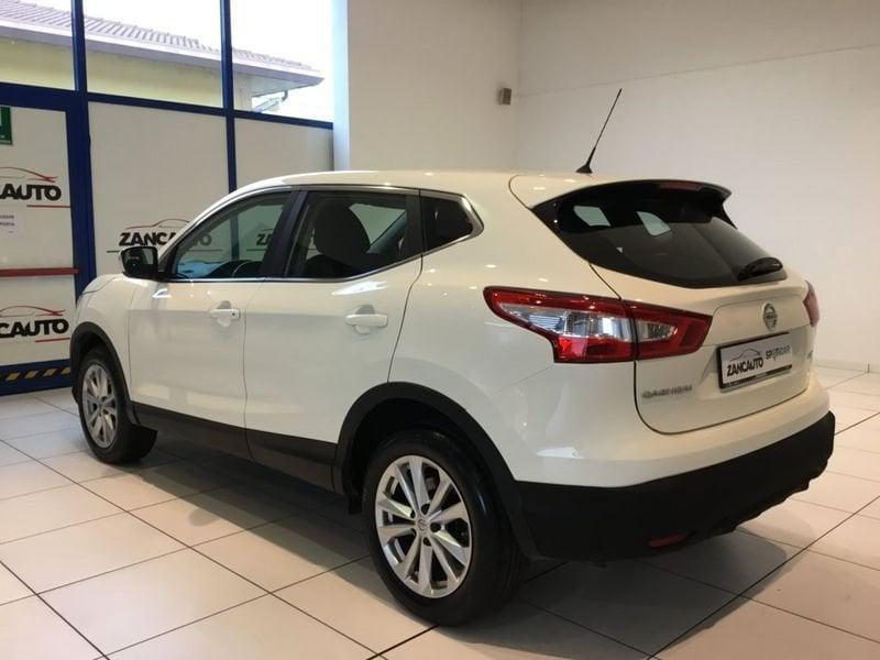 Nissan Qashqai 1.5 110 dCi N-Connecta