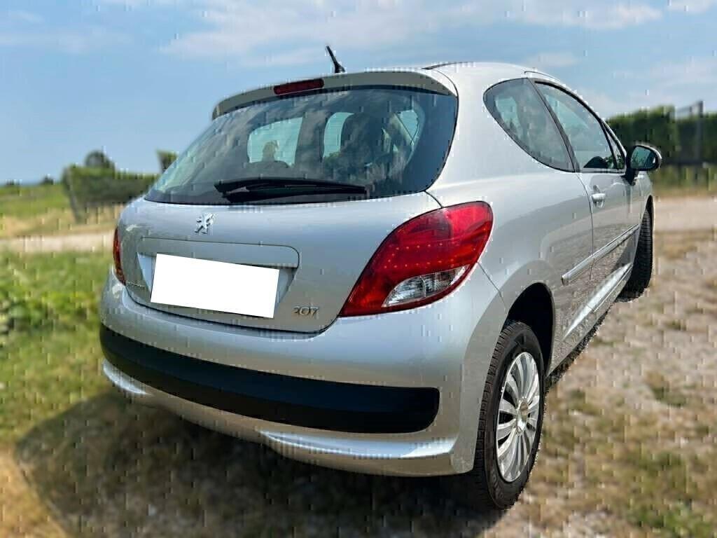 Peugeot 207