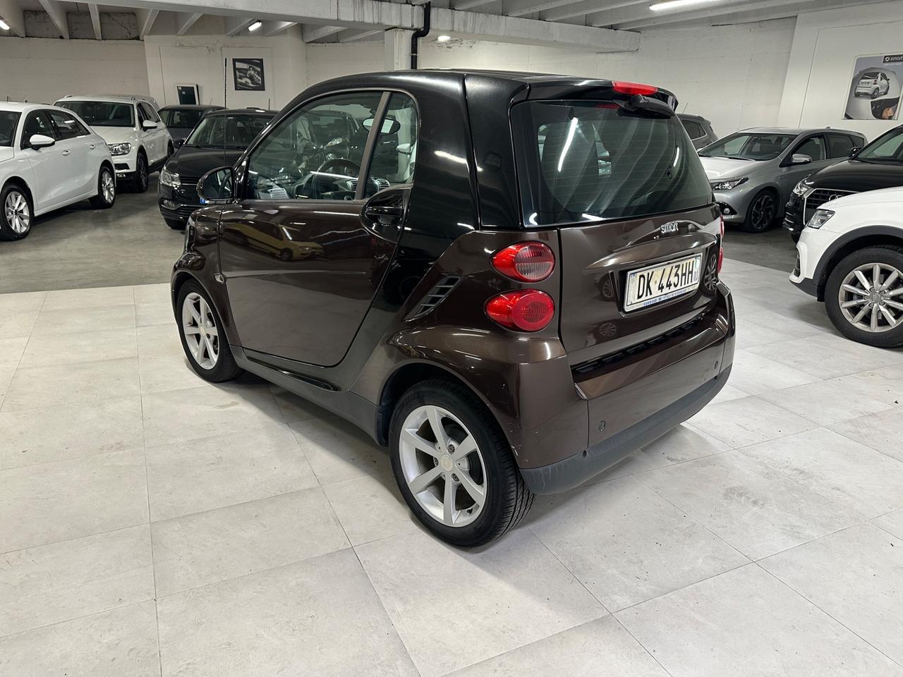 Smart ForTwo 1000 52 kW coupé limited one