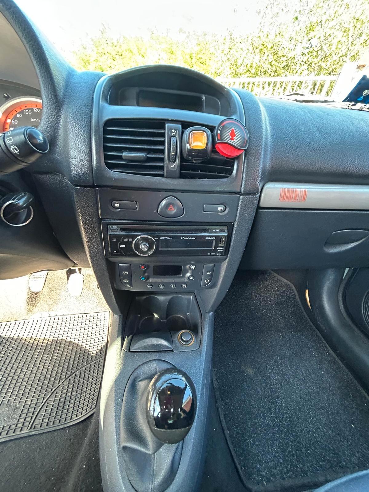 Renault Clio 1.2 16V cat 5 porte Pack Dynamique