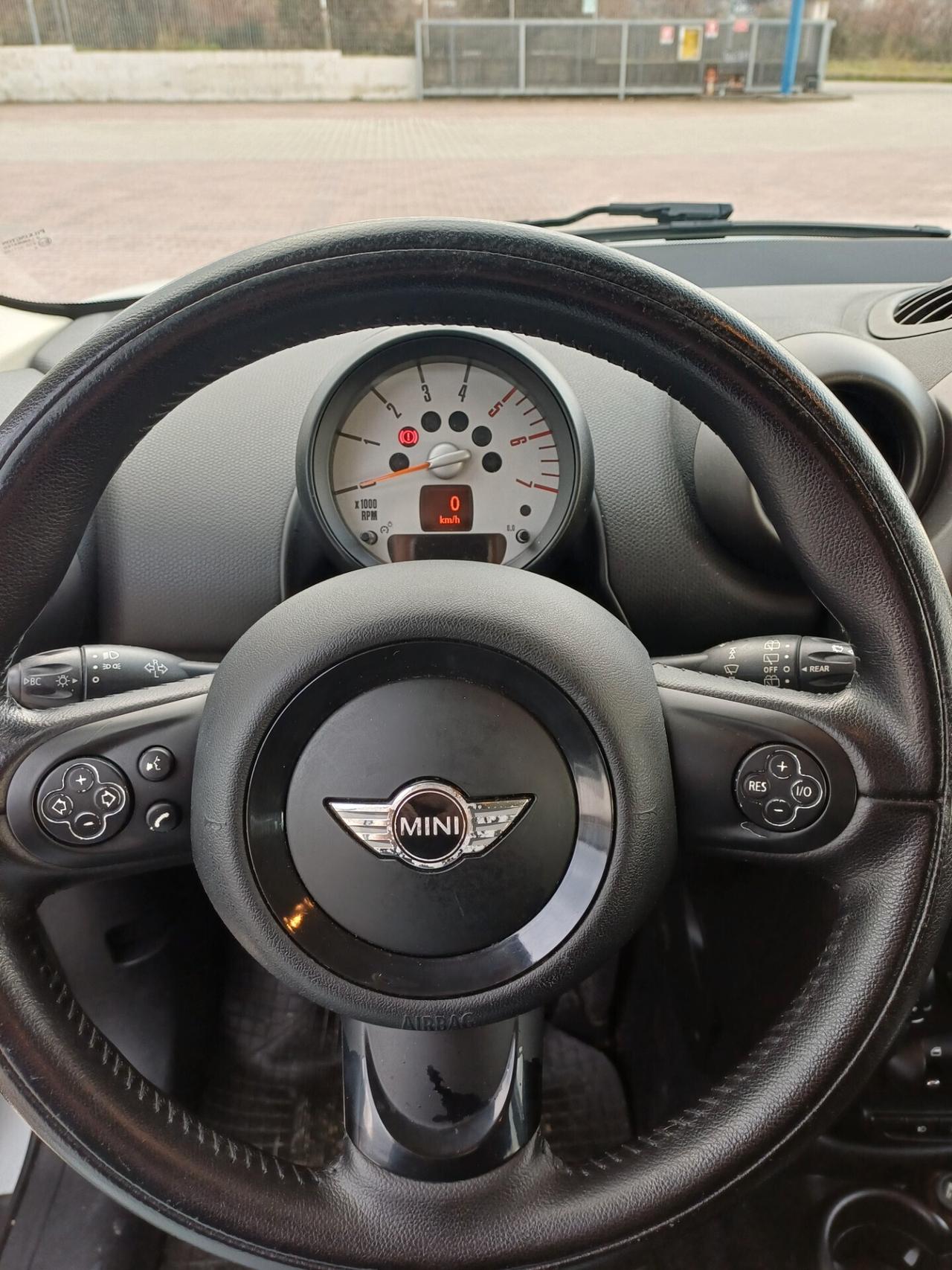 Mini Cooper D Countryman 1.6 diesel 110 cv