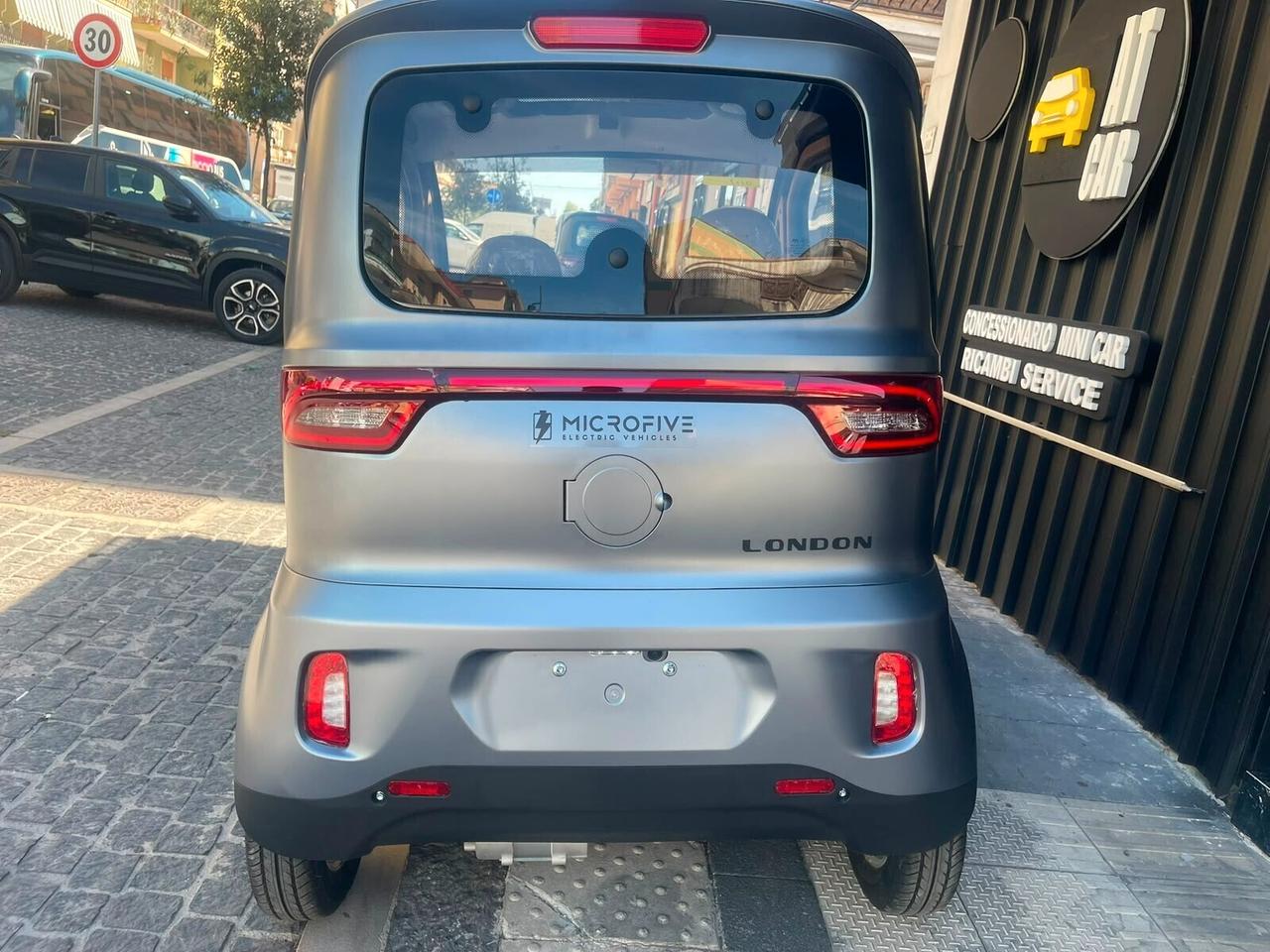 Minicar Elettrica Microfive London Pronta consegna