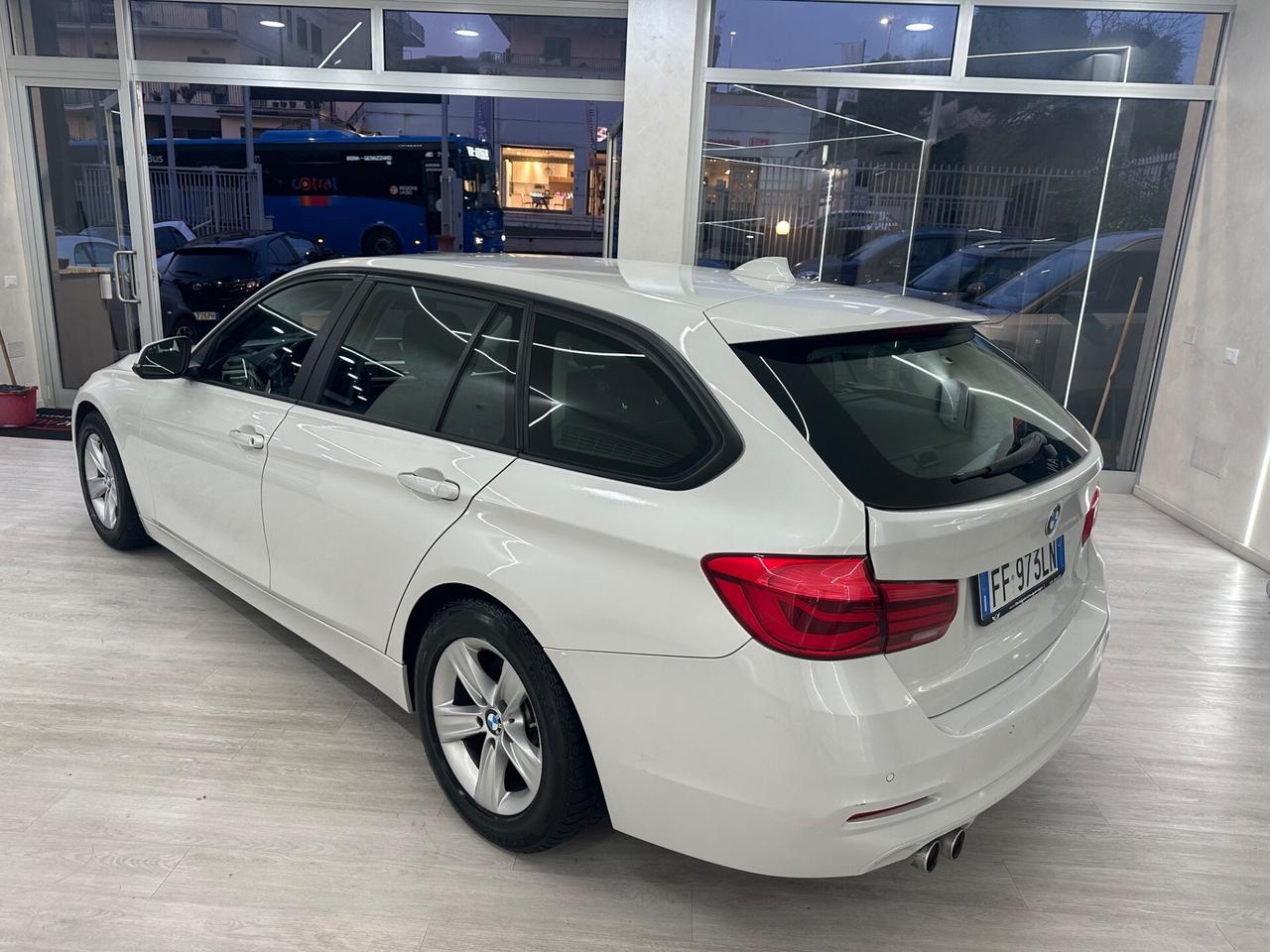 Bmw 320 320d Efficient Dynamics Luxury