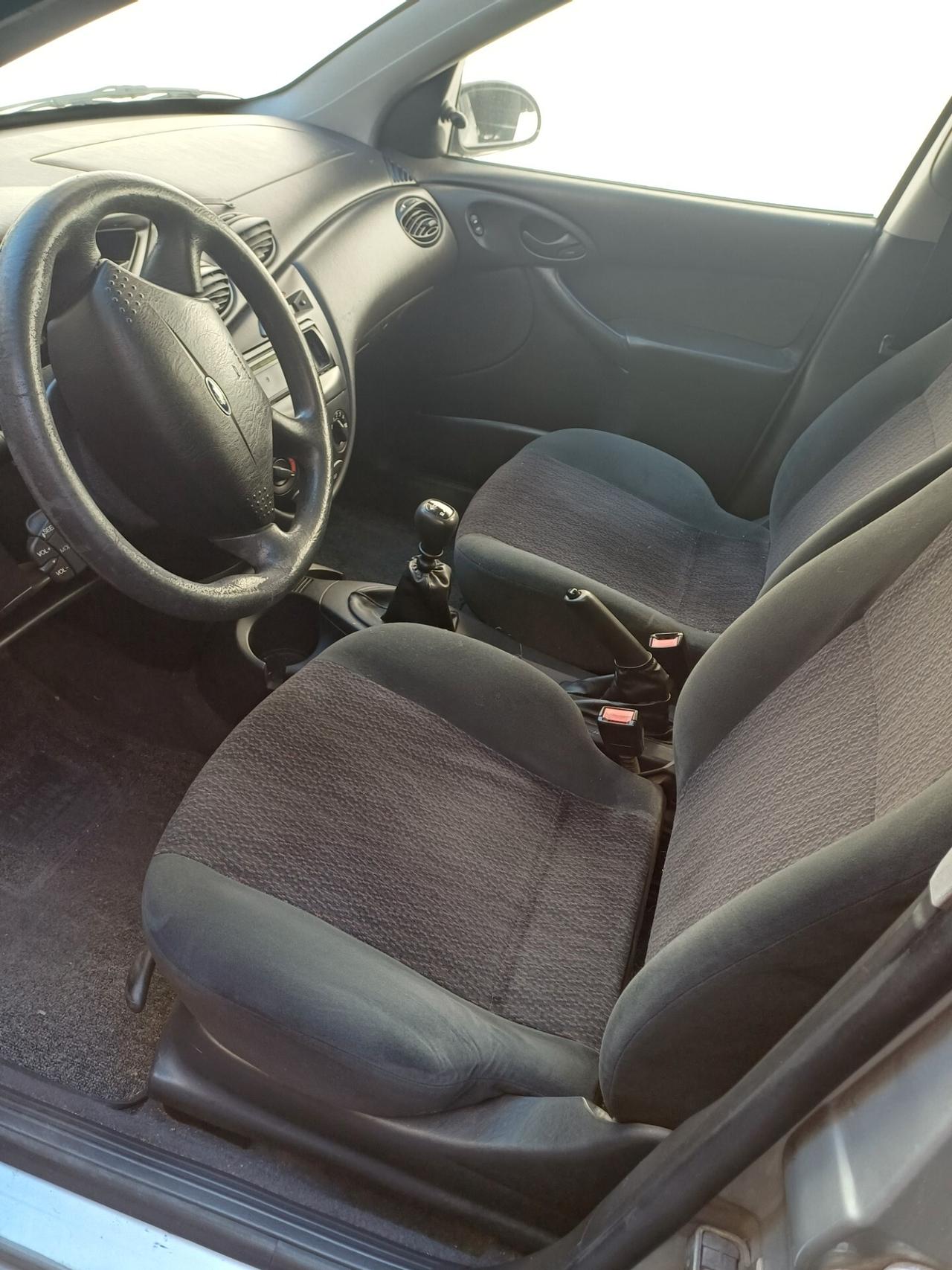 Ford Focus 1.8 TDDi cat SW Zetec