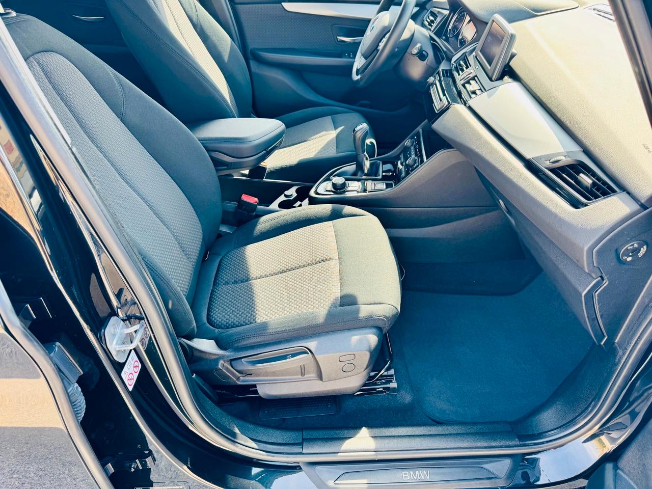 BMW 216d Active Tourer Sport - LED