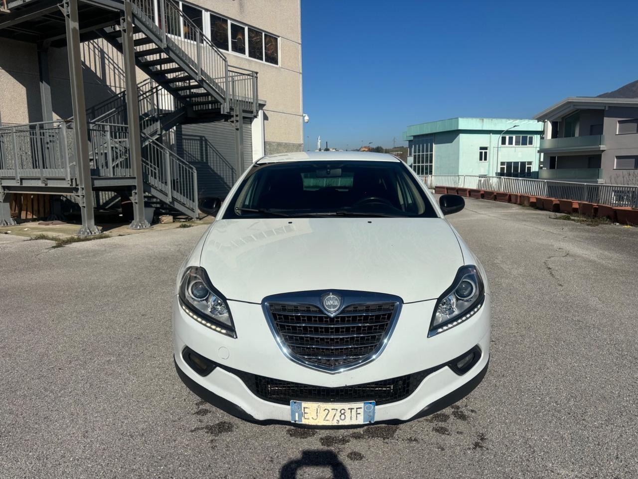 Lancia Delta 1.6 MJT DPF Business