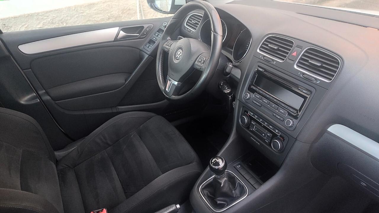 Volkswagen Golf 1.6 TDI DPF 5p. Highline