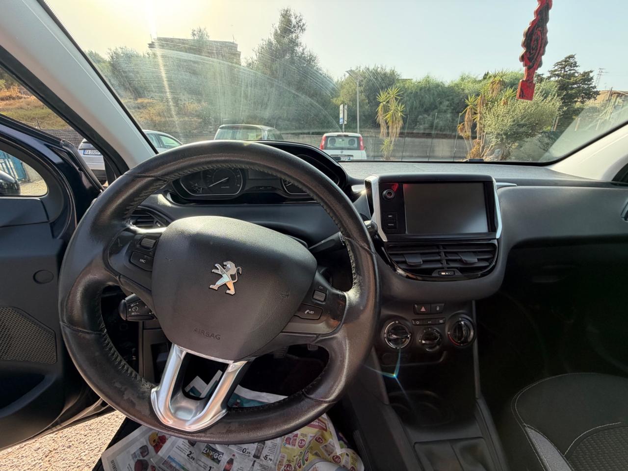 Peugeot 208 BlueHDi 75 3 porte Allure
