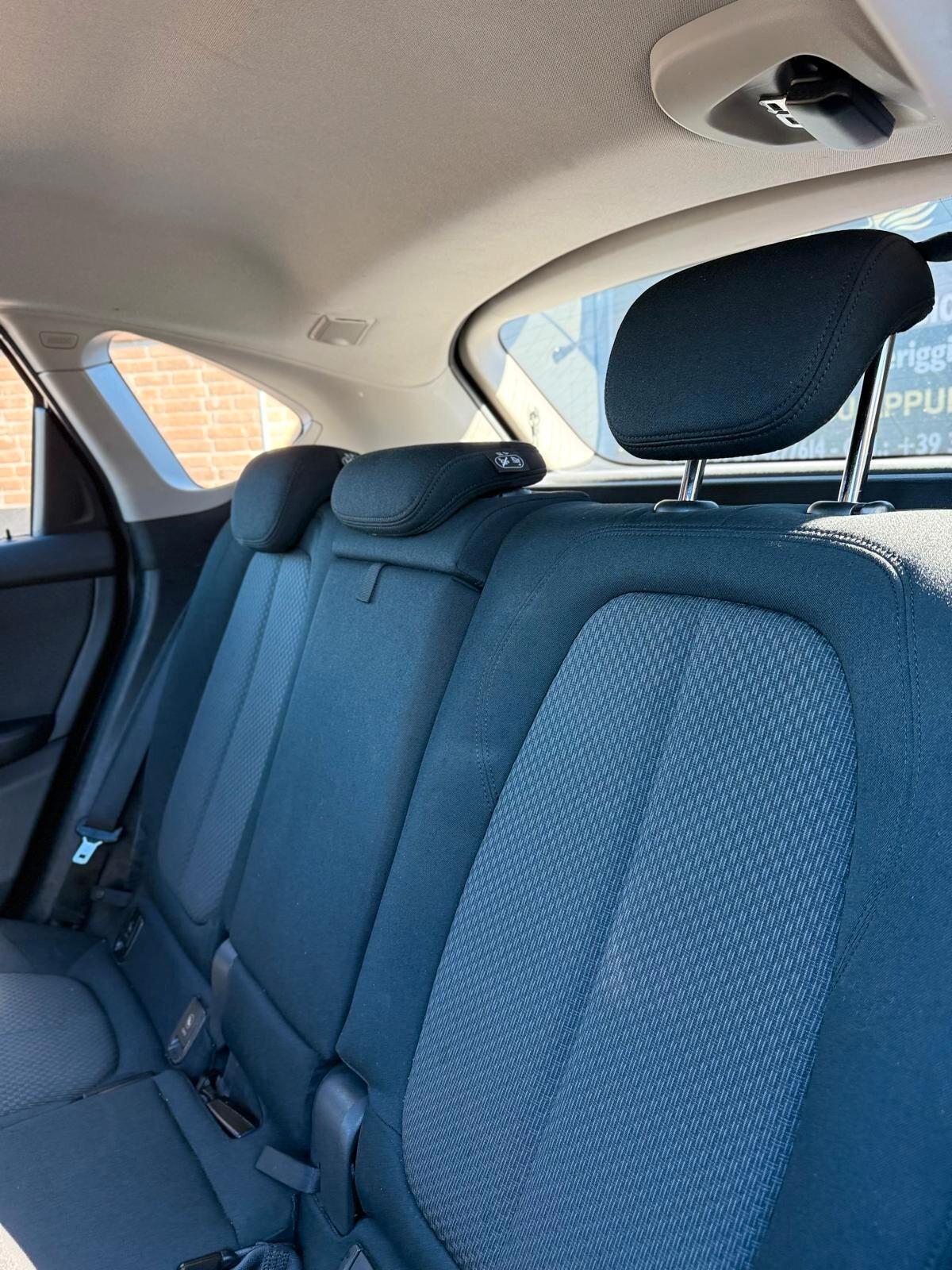 Bmw 218 Active Tourer Luxury auto