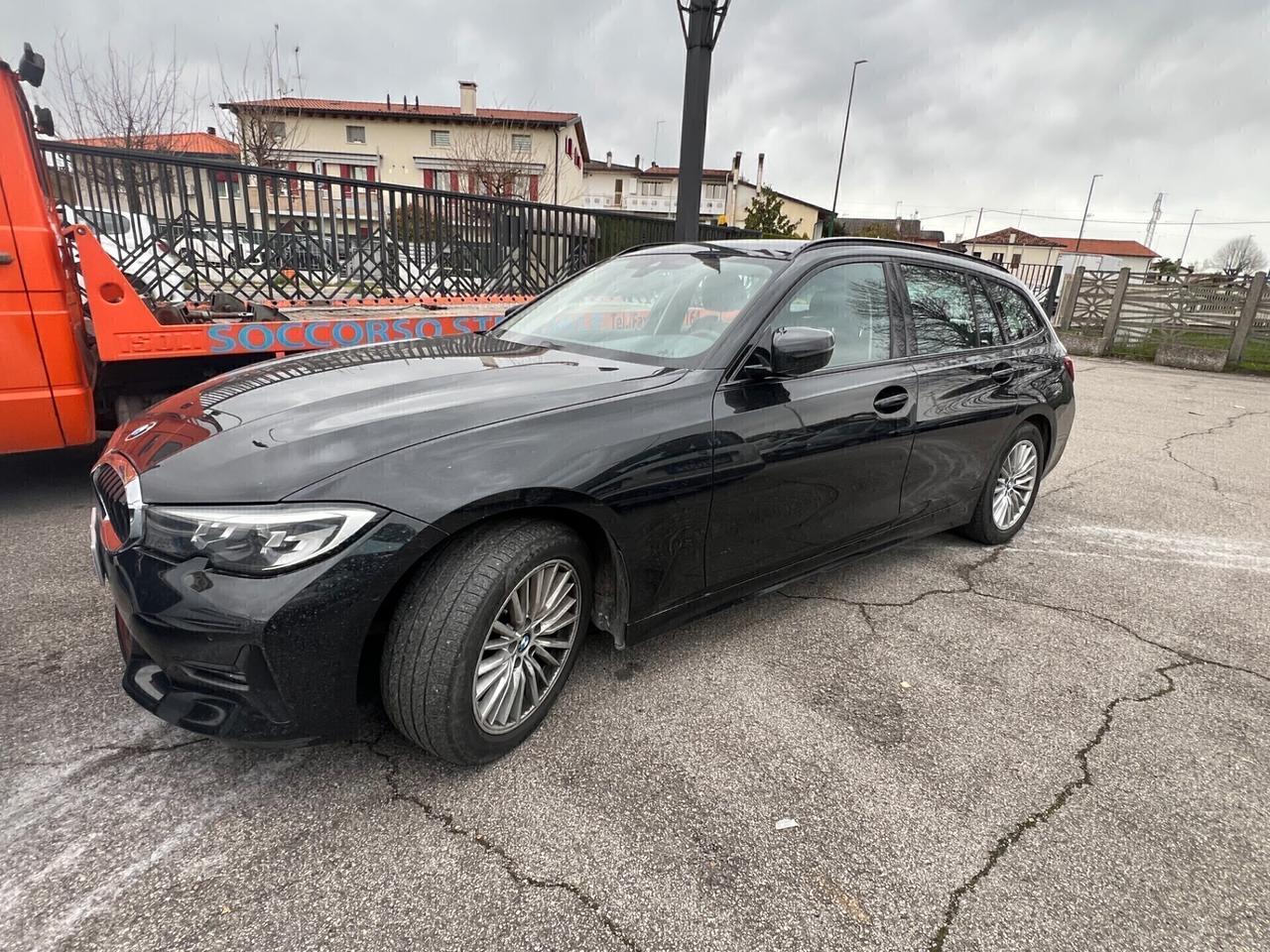 Bmw 330d 48V Touring Sport GANCIO TRAINO