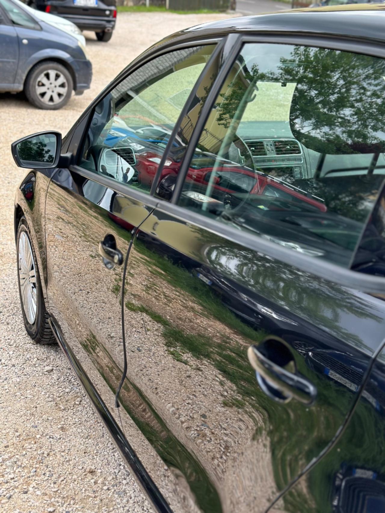 Volkswagen POLO 1.4 TDI 5p. CMBT KMCERT GARANZ UNICOPR