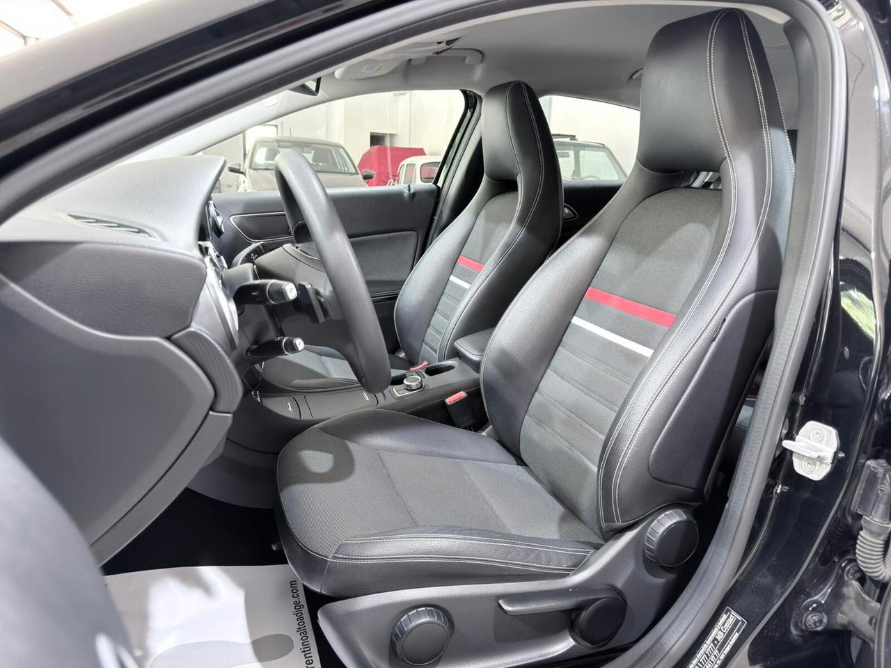 MERCEDES A180 CDI 1.5 109CV AUTO BUSINESS 2015