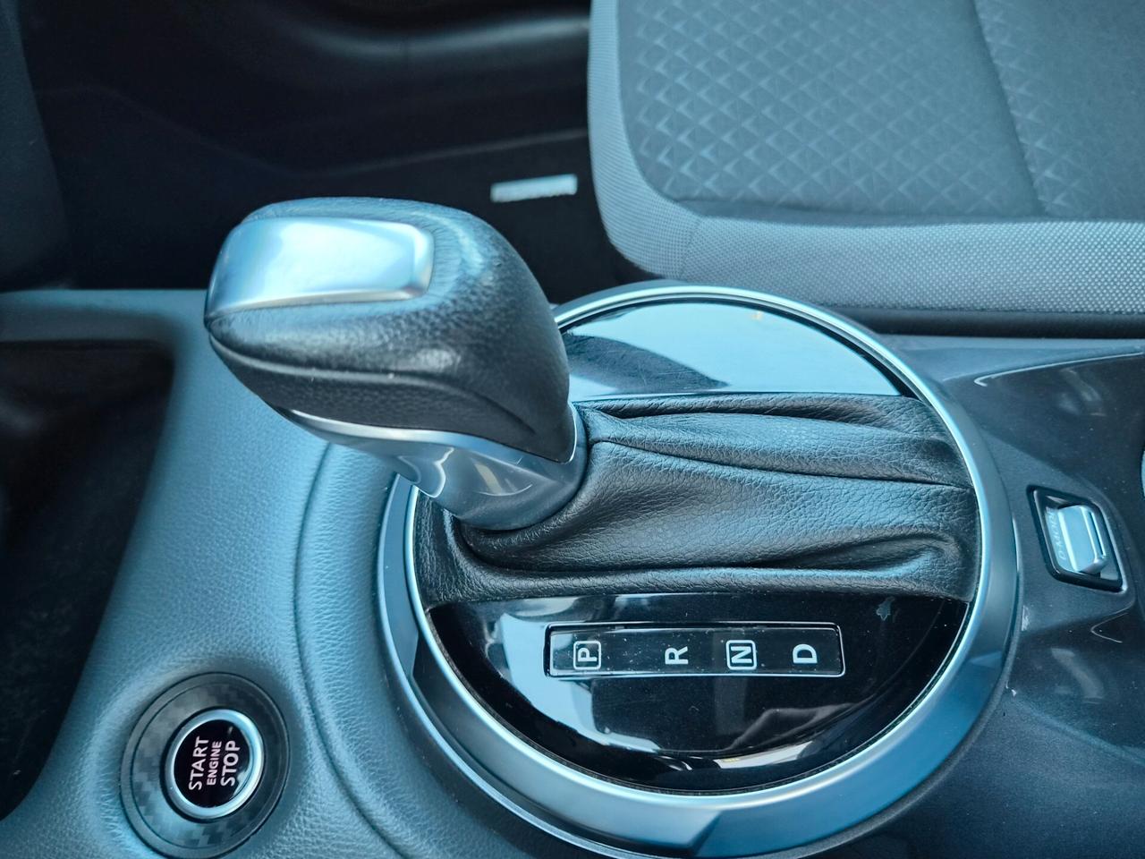 Nissan Juke 1.0 DIG-T 114 CV DCT N-Connecta