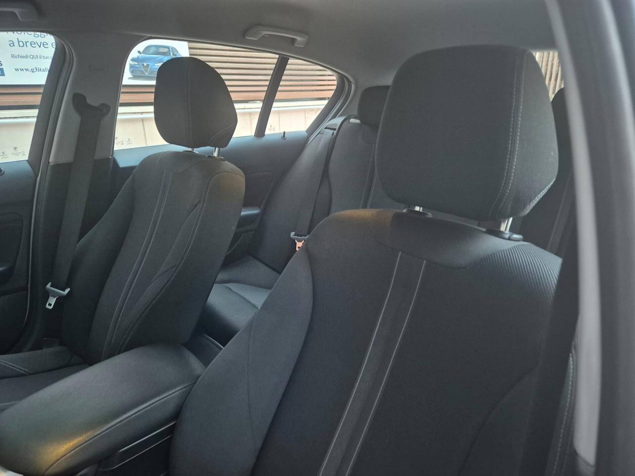 Bmw 116d 5p. Urban AUTO