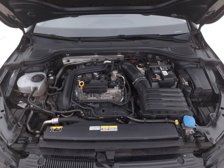 Volkswagen Golf Life DSG BR428137 1.0 Mild Hybrid 110CV