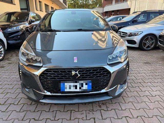 DS AUTOMOBILES DS 3 BlueHDi 100 Performance Line