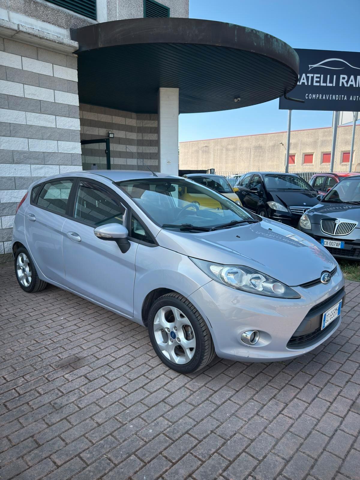 Ford Fiesta 1.2 82 CV 5 porte Titanium