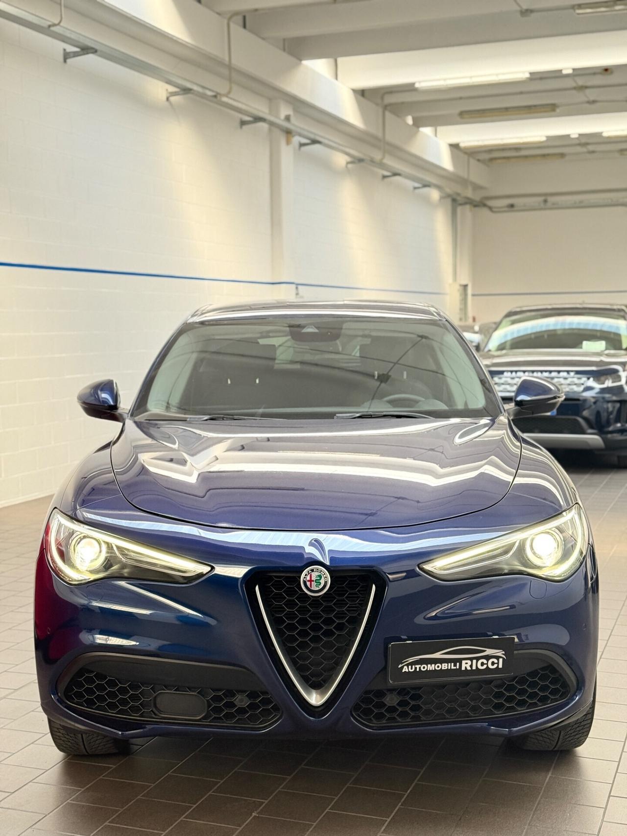 Alfa Romeo Stelvio 2.0 Turbo 280 CV AT8 Q4 Executive