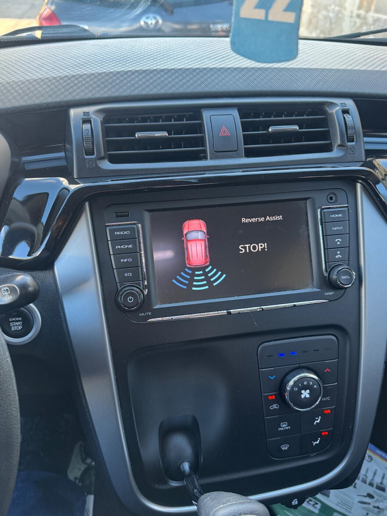 Mahindra KUV100 1.2 VVT M-Bifuel(GPL) K8